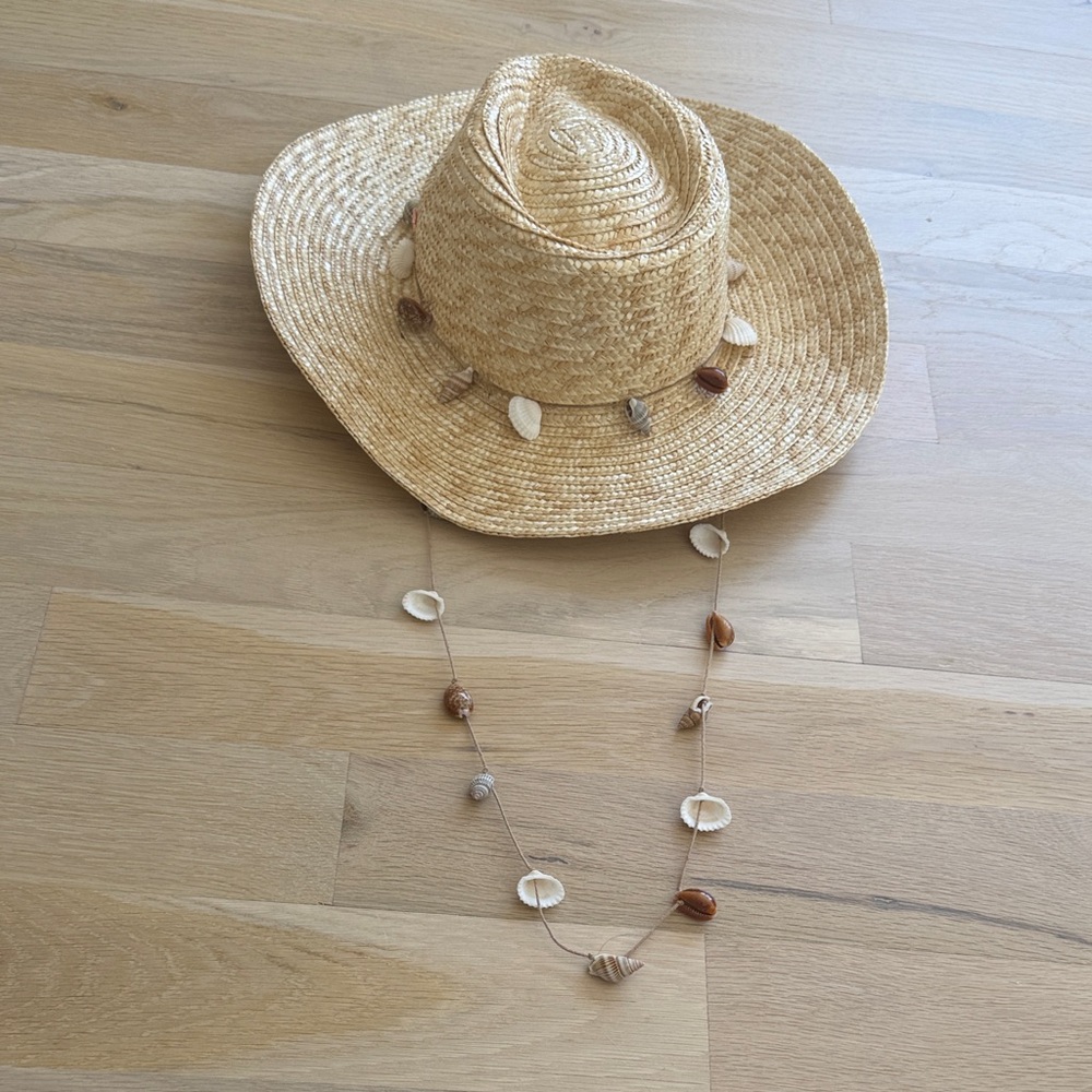 Jocelyn seashell natural straw sun beach hat
